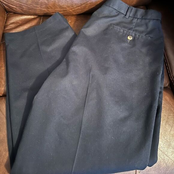 Haggar Men’s Pleated Pants Navy Blue Waist 39” Inseam 29.5” Rise 12” EUC - Picture 1 of 11